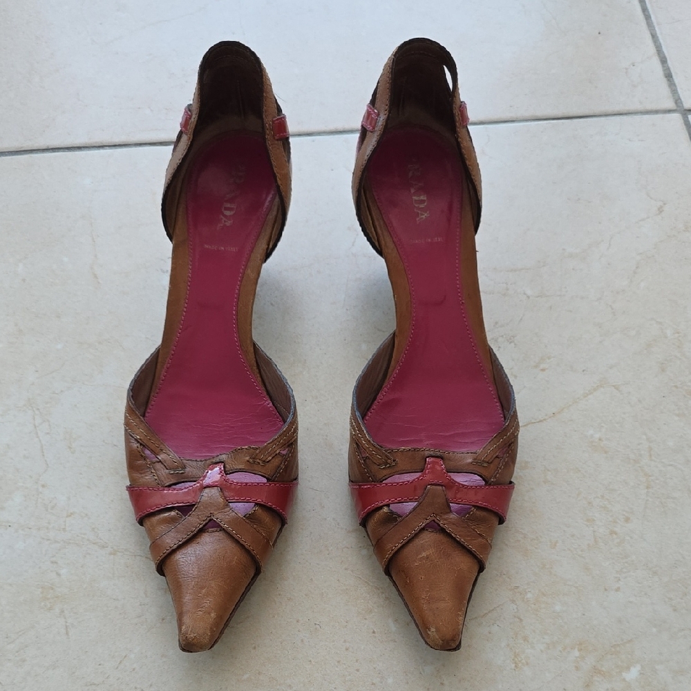 Vintage Prada Women's Tan and Pink Kitten Heels